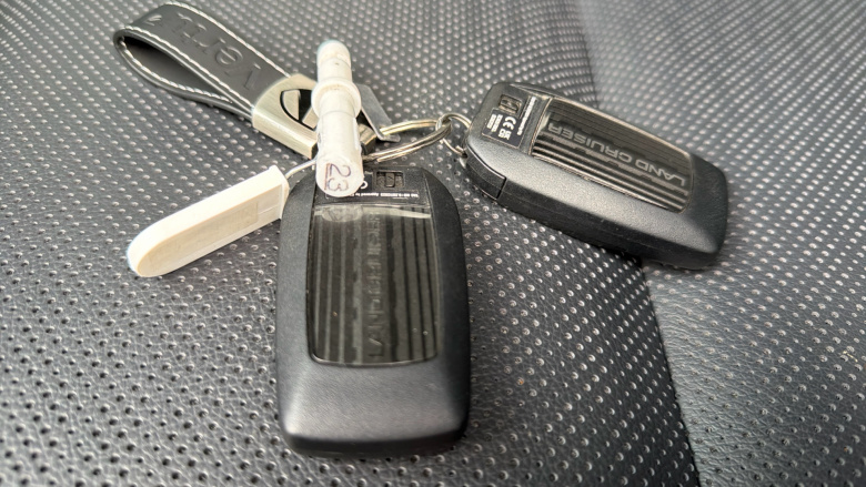 Toyota Land Cruiser 2.8 D-4D 204 Invincible 5dr Auto [7 Seat] Diesel Station Wagon